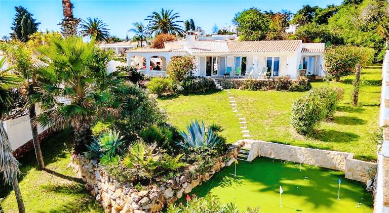 Villa with patio, barbeque & garden — photo 5