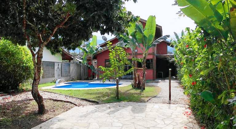 House with pool & jacuzzi — photo 3