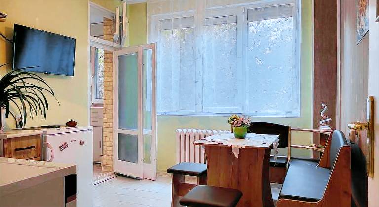 Apartment with patio | Perfect for remote work — photo 4