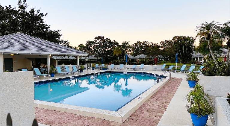 Beautiful villa with pool | Pets allowed — photo 4