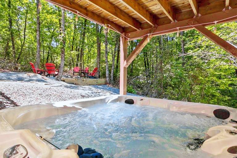 Luxury and Comfort in Lake Lure~Hot Tub~Fire pit — photo 3