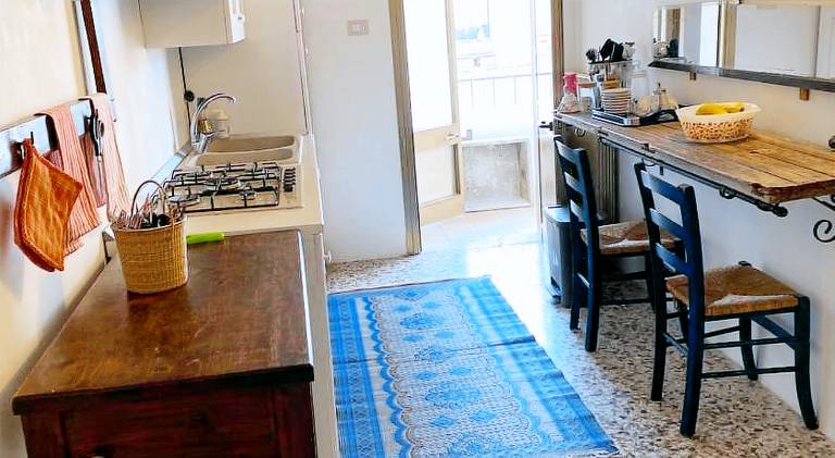 House with 2 rooms for 4 persons — photo 3