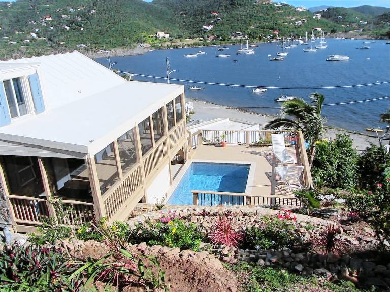 House Coral Bay