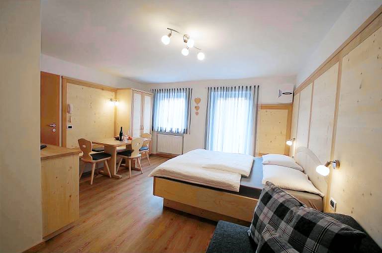 Fully equipped pleasant rental apartment with fast internet | Mountain view | Next to the ski | Pets are welcome — photo 4