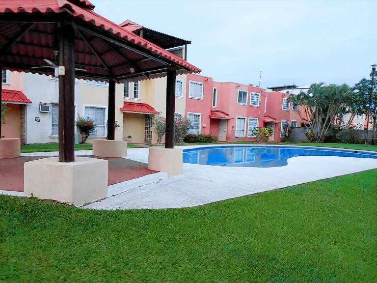 Casa  La Condesa