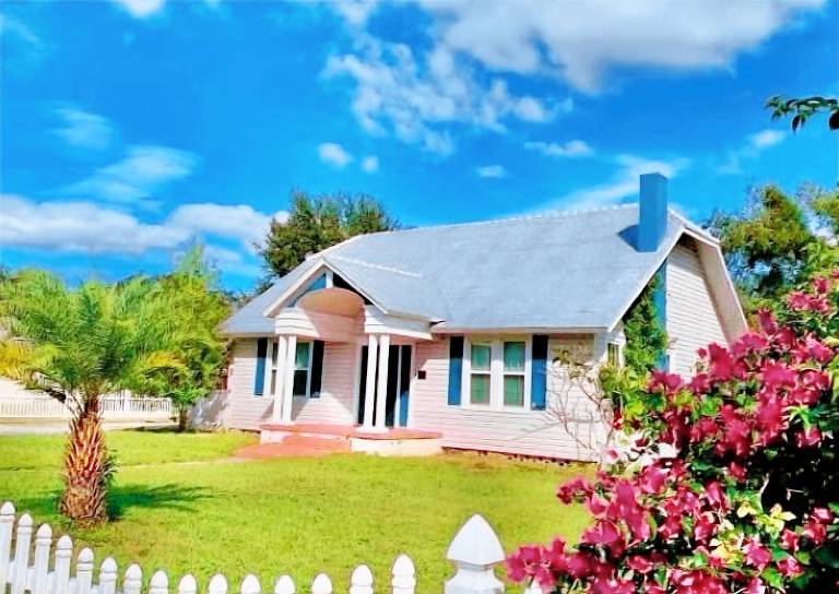 Cabin Sebring