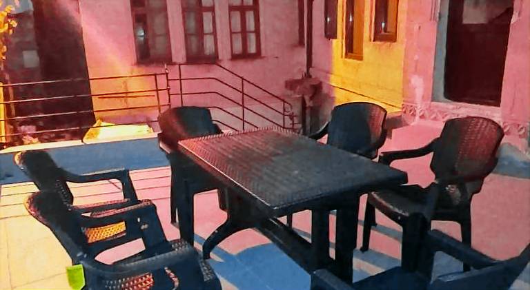 Rental apartment with patio & garden | Pets allowed — photo 4