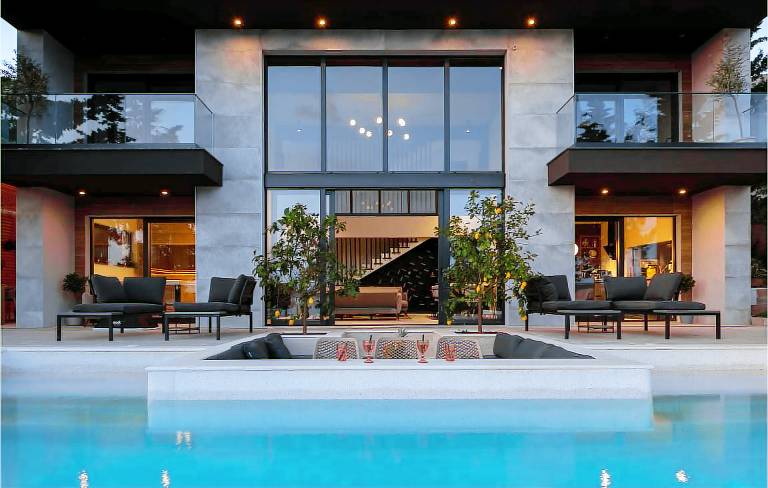 House Starigrad