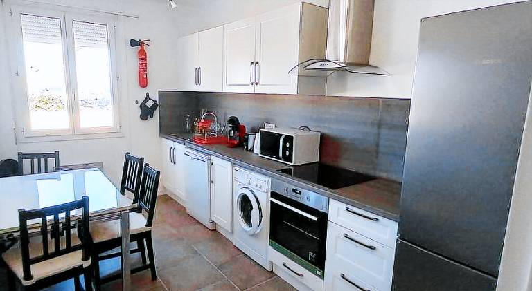 House with 6 rooms for 15 persons — photo 4