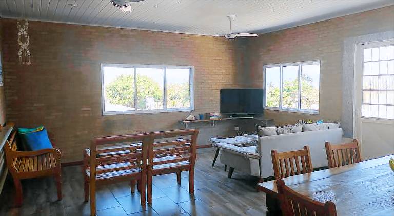 Serviced apartment with grill, pool & yard — photo 2