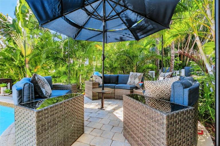 Historic Charm & Walkable Waterfront, with Heated Pool - Ponce Pointe - Roelens — photo 3