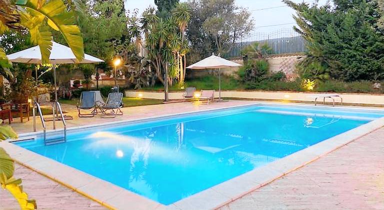 Charming villa with pool | Pets are welcome in Castellammare del Golfo