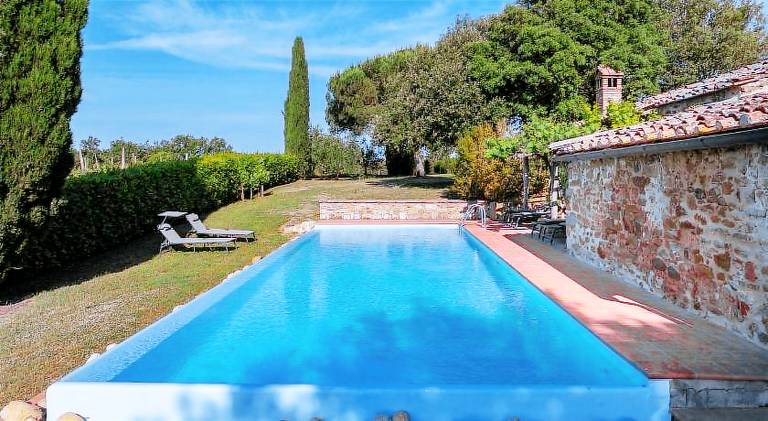 Villa with yard, barbeque & private pool | Pet-friendly in Castelnuovo Berardenga