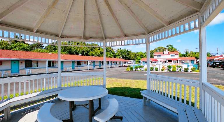 Economy Motel Inn and Suites Somers Point — photo 4