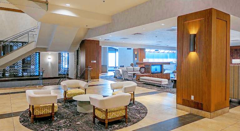 DoubleTree by Hilton Hotel & Conference Centre Regina — photo 2