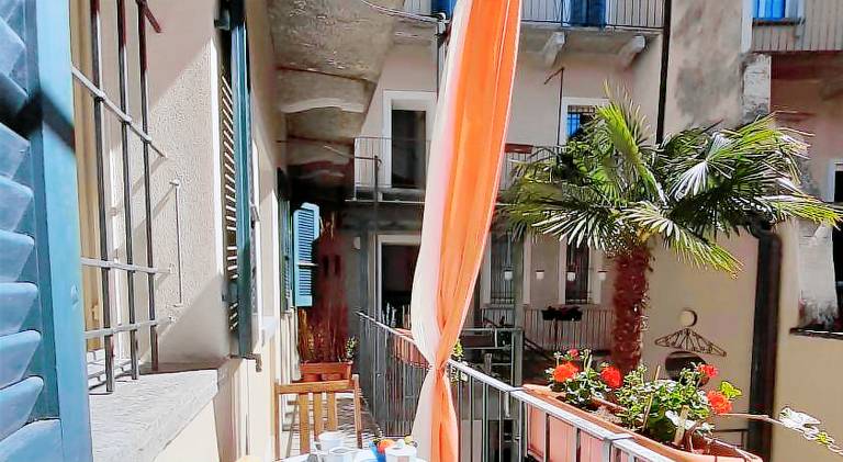 Apartment with terrace — photo 3