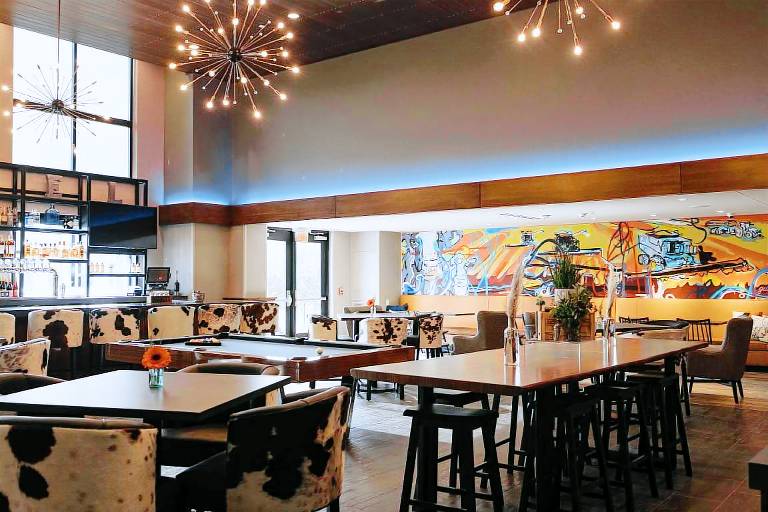 Revel Hotel Des Moines Urbandale, Tapestry Collection by Hilton — photo 3