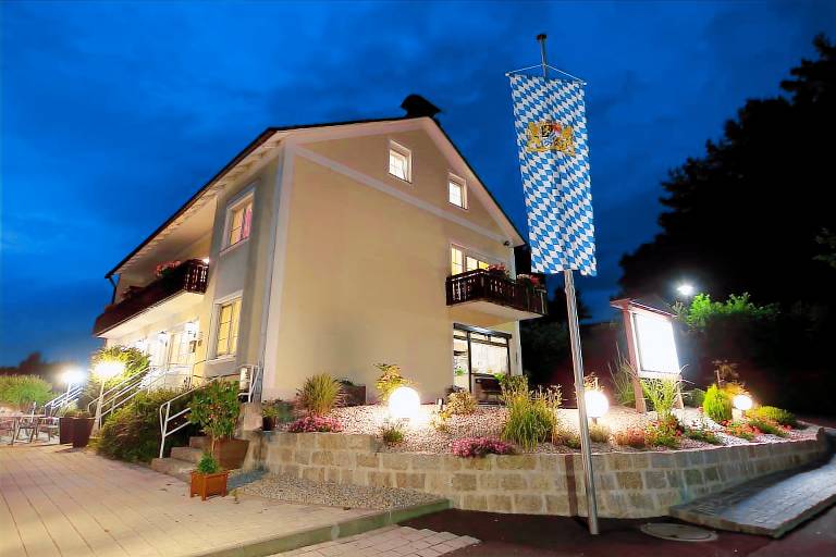 Ferienhaus  Moosbach
