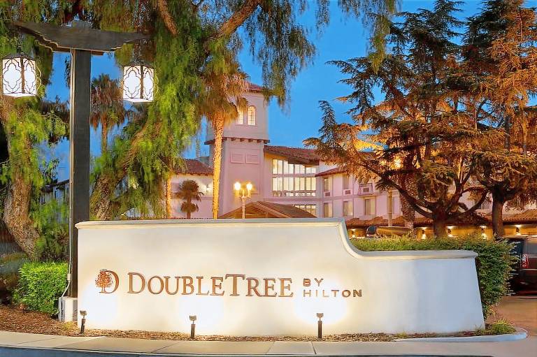 Doubletree by Hilton Campbell Pruneyard Plaza