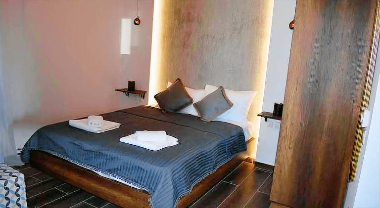 Holiday apartment with yard & patio | Beach nearby | Dogs allowed in Aristotelis