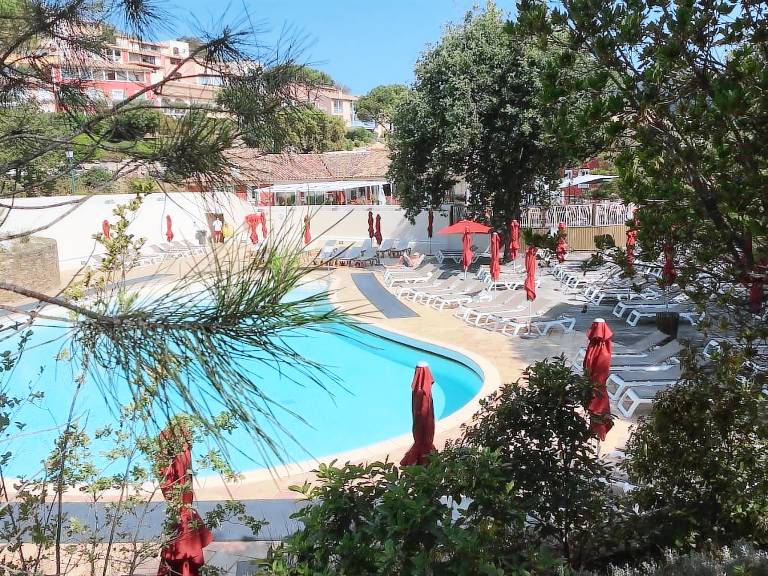Rental apartment with grill, garden & pool | Panoramic view — photo 5