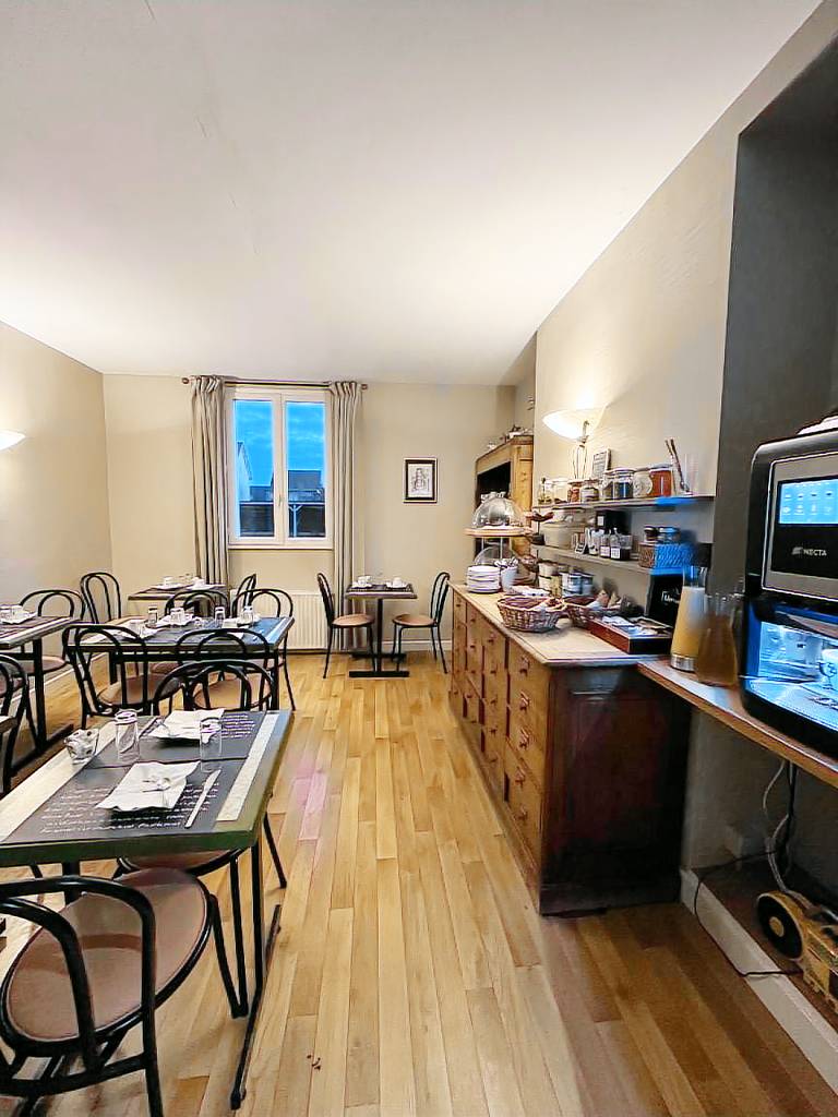 Contact Hotel Hotel De Troyes — photo 2