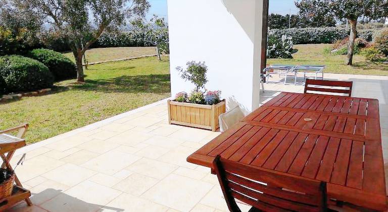 Villa with 2 rooms for 5 persons — photo 3
