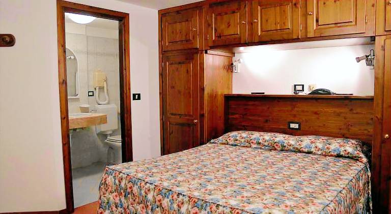 Hotel Petit Giles — photo 2