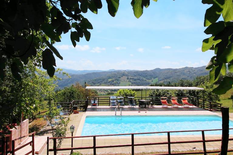 Family-friendly beautiful farm with jacuzzi, terrace & barbeque | Nature view | Pets are welcome — photo 4