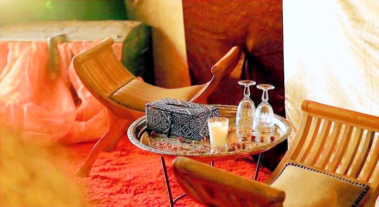 Dar Azawad Royal Desert Camp - Erg Chigaga Luxury Glamping — photo 2