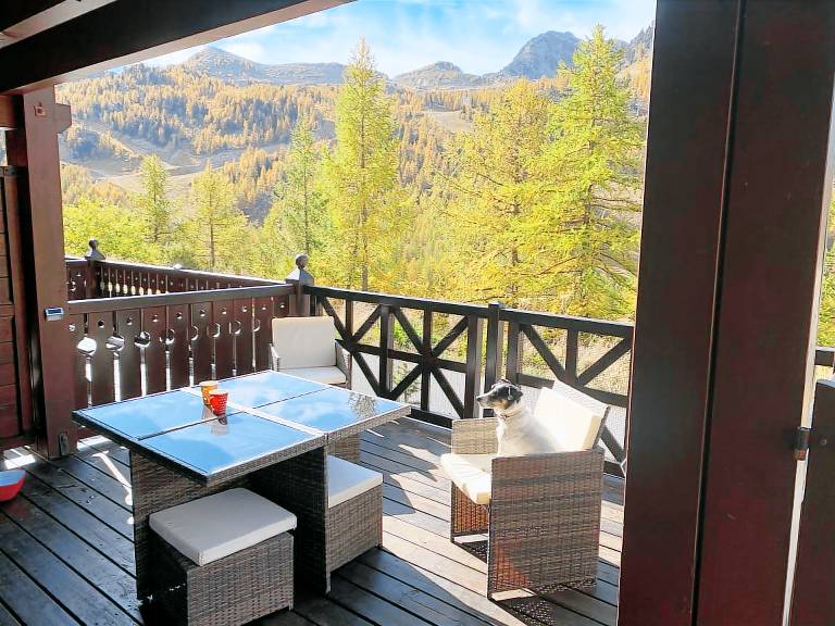 Apartment Isola 2000