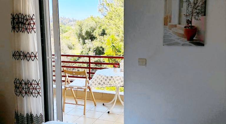 Apartment with patio & yard in Sithonia