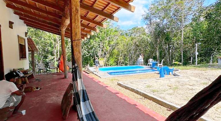 Vacation home with pool | Pet-friendly — photo 3
