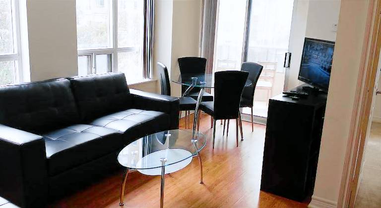 Holiday apartment with hot tub & pool | Pets are welcome — photo 2