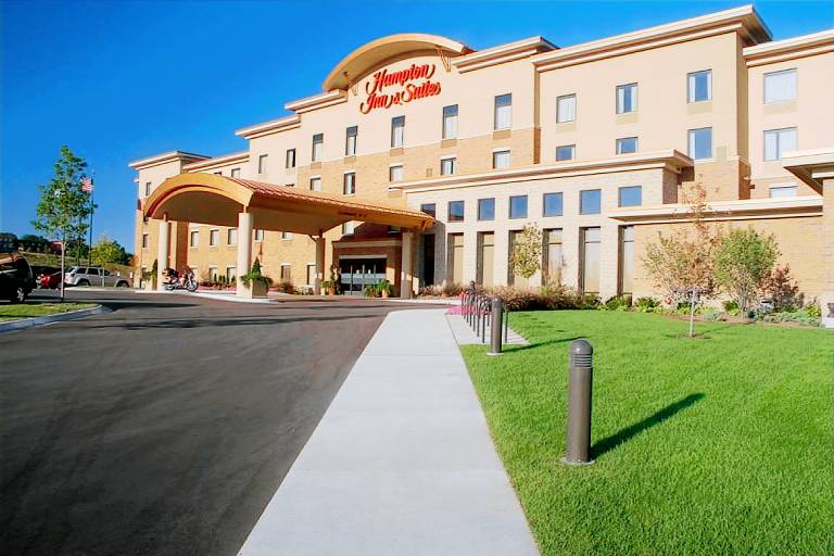 Hampton Inn & Suites Madison West — photo 4