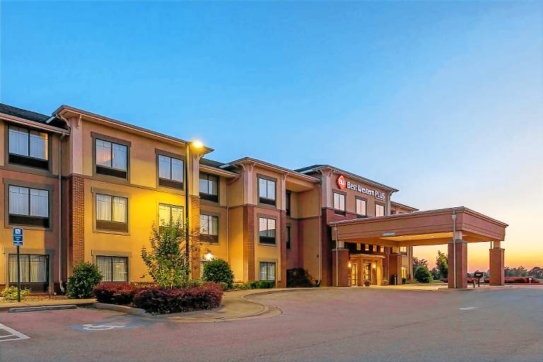 Best Western Plus Tuscumbia/Muscle Shoals Hotel & Suites in Tuscumbia, AL