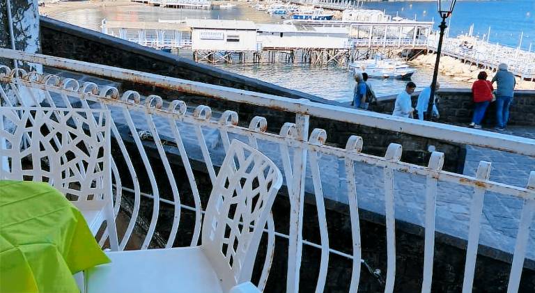 Perla da Mare Beach Front Sorrento in Massa Lubrense