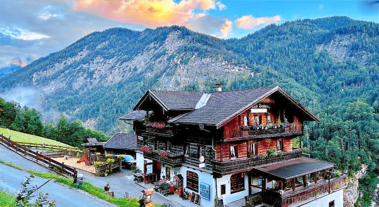 Veitenhof Alm im autofreien Kaisertal in Kufstein