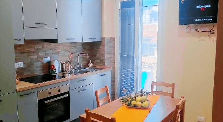 Holiday apartment with 1 room for 2 persons in La Spezia