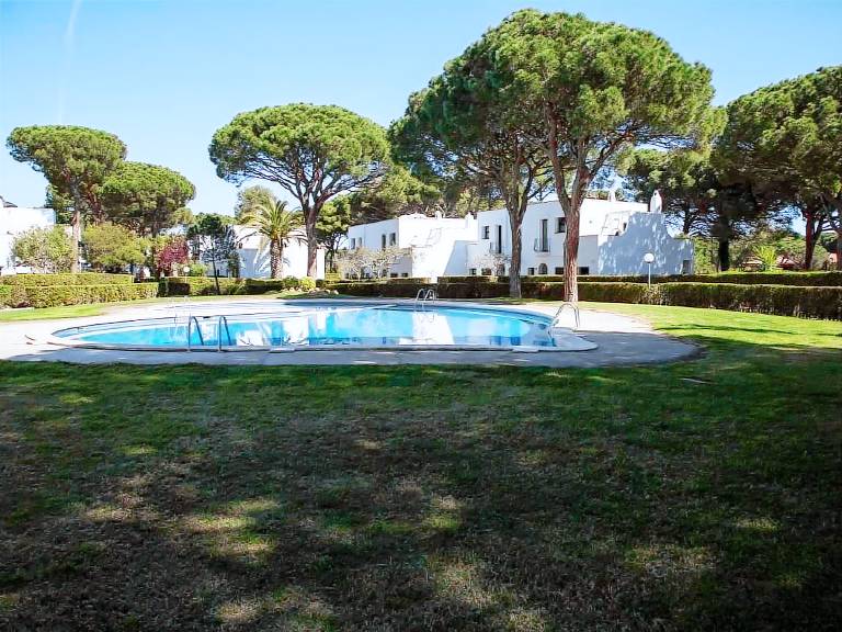 House with BBQ, pool & garden | Nature view — photo 5