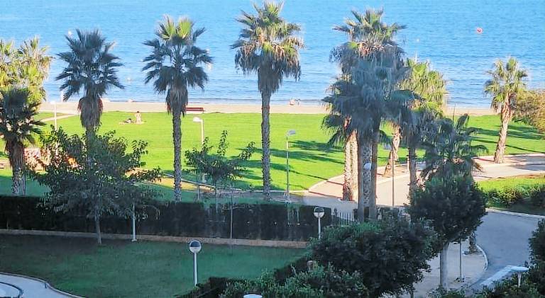 Lovely rental apartment with pool, patio & hot tub | Beach nearby | Pets allowed in Oropesa del Mar