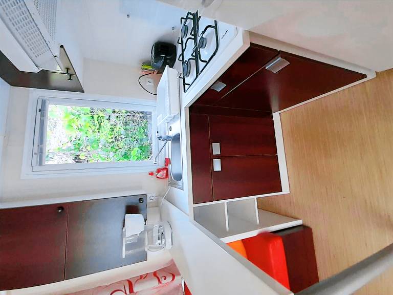 Mobile home with pool — photo 5