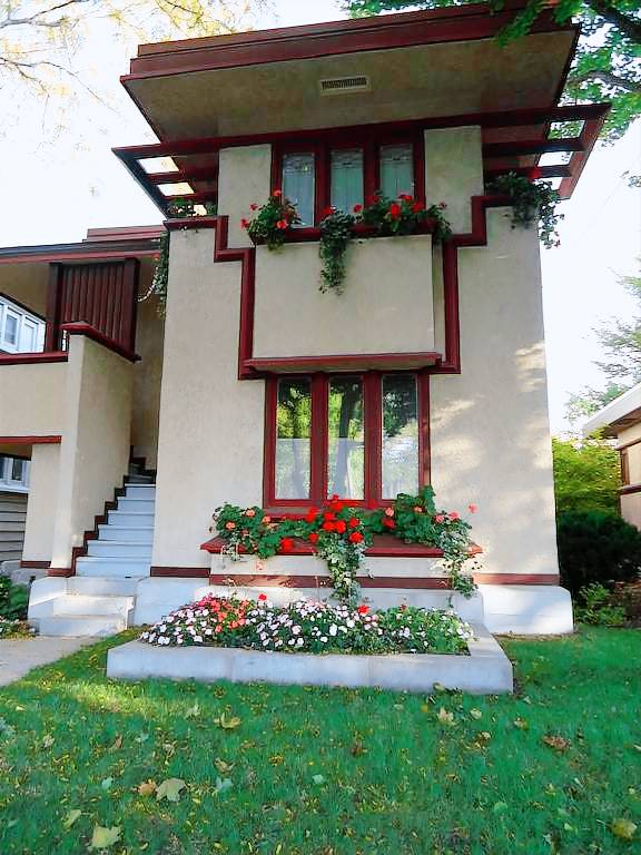 House Burnham Park