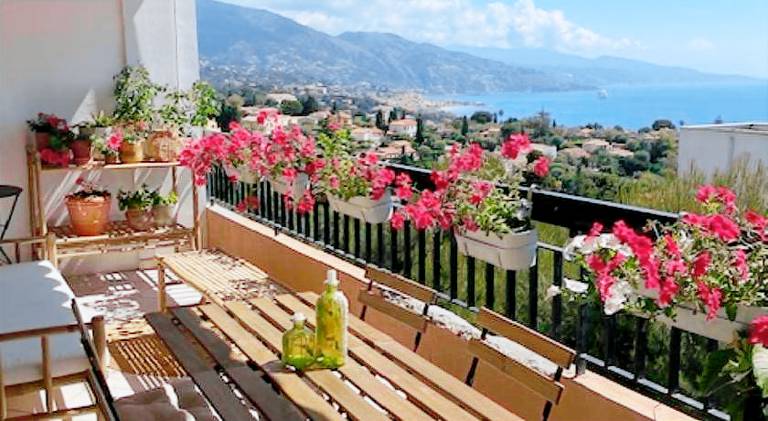 Holiday apartment | Pet-friendly in Menton