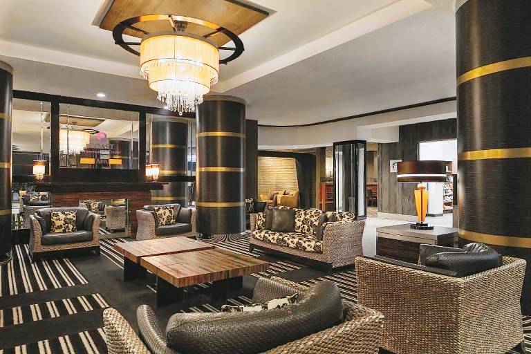 Coast Edmonton Plaza Hotel by APA — photo 2