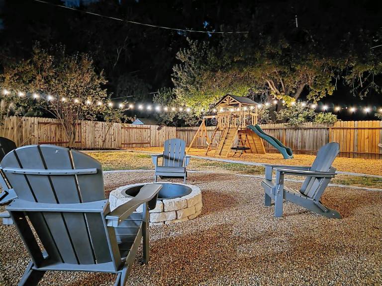 House  Gregory Gardens