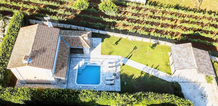 Ferienhaus Belavići