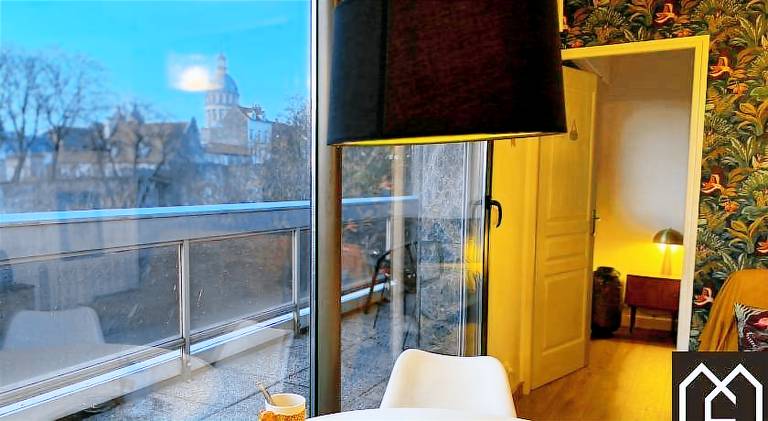 Chez Perrine, Magnifique Appartement Face aux Remparts — photo 4