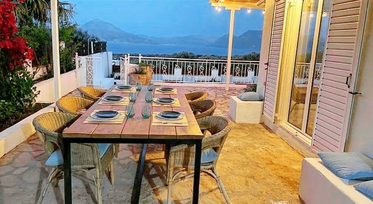 House with BBQ, private pool & garden — photo 4