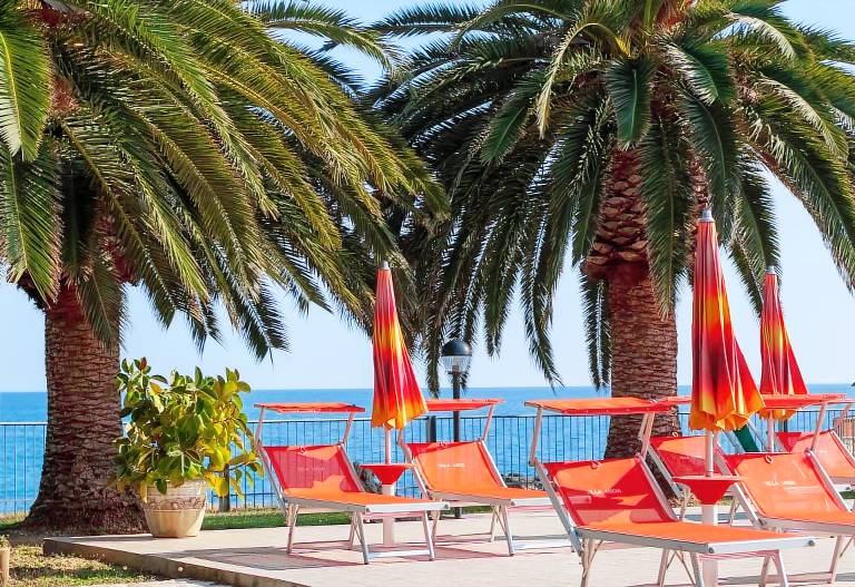 Children-friendly pleasant holiday apartment with barbeque, terrace & yard | Garden view | Close to the beach | Pets are welcome — photo 2